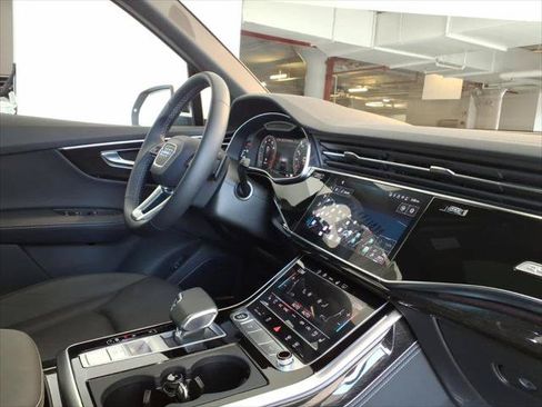 Certified 2026 Audi Q7 3.0T Premium Plus w/ Premium Plus Package AWD/4WD image 25