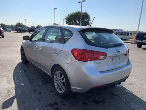 Used 2011 Kia Forte EX image 5