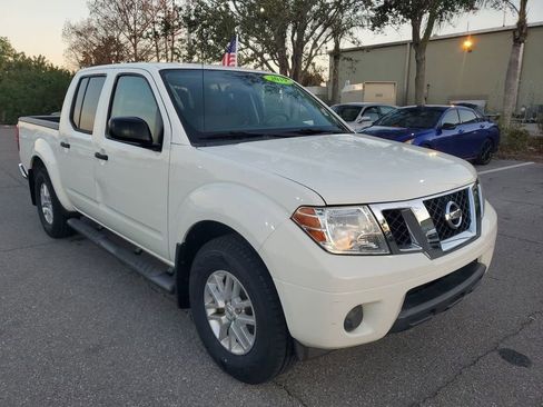 Used 2019 Nissan Frontier SV image 9
