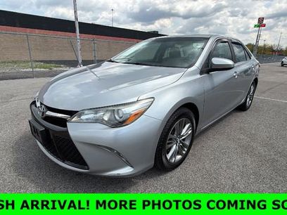 Used 2016 Toyota Camry SE w/ Moonroof Package