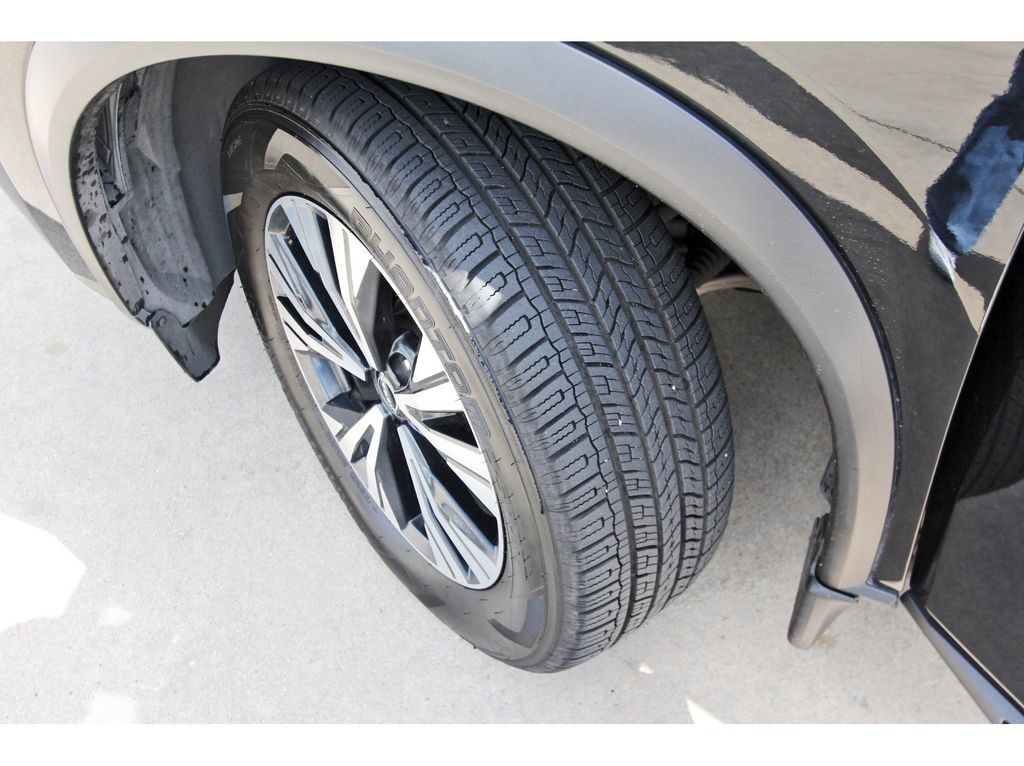 Used 2023 Nissan Rogue SV w/ SV Premium B Package AWD/4WD image 8