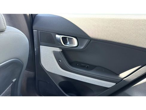 Used 2024 Polestar Polestar 2 AWD/4WD image 18