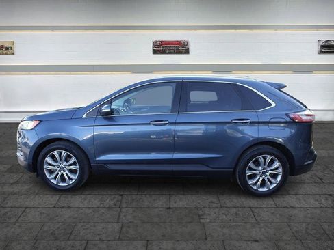 Used 2019 Ford Edge Titanium FWD image 4