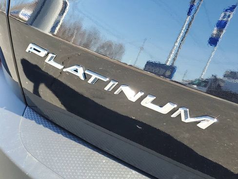Certified 2025 Ford Escape Platinum AWD/4WD image 39