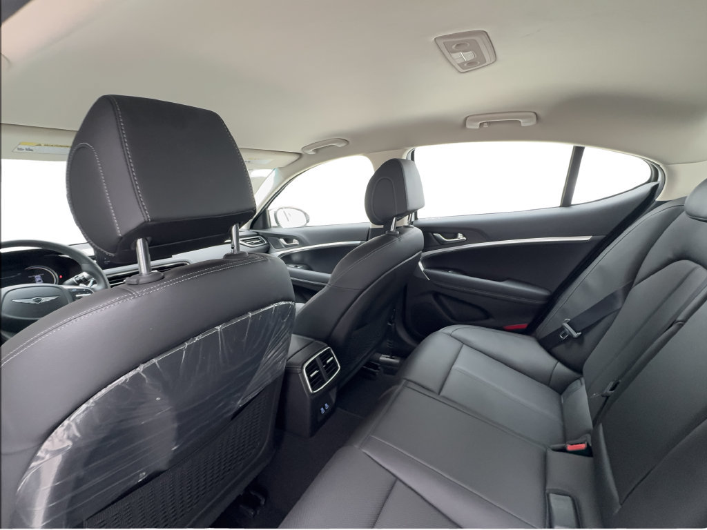 Used 2026 Genesis G70 2.5T RWD image 23