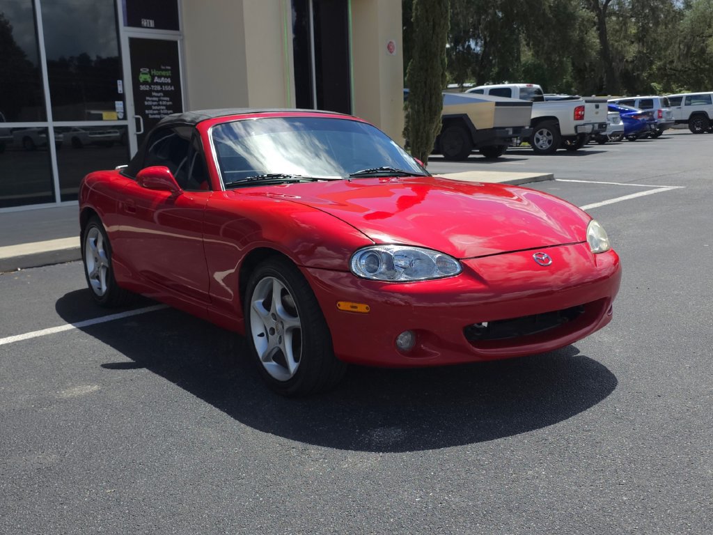 Used 2003 MAZDA MX-5 Miata RWD image 4