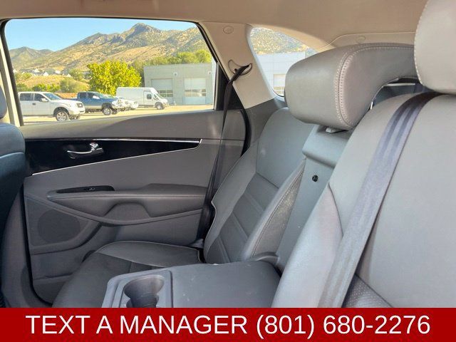 Used 2016 Kia Sorento EX AWD/4WD image 17