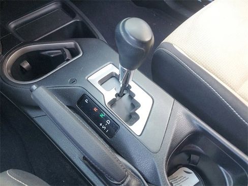 Used 2017 Toyota RAV4 XLE image 28