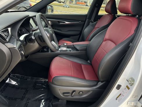 Used 2023 INFINITI QX50 Sport w/ Cargo Package image 21