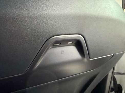 New 2026 Lincoln Nautilus Premier w/ Equipment Group 102A image 21