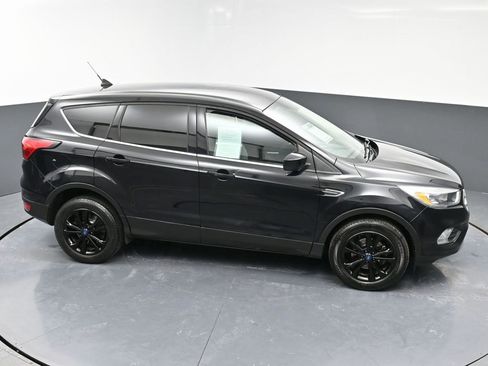 Used 2019 Ford Escape SE image 46