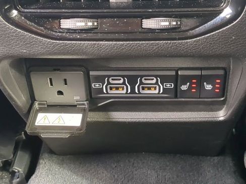 Certified 2023 Jeep Grand Cherokee Limited image 17