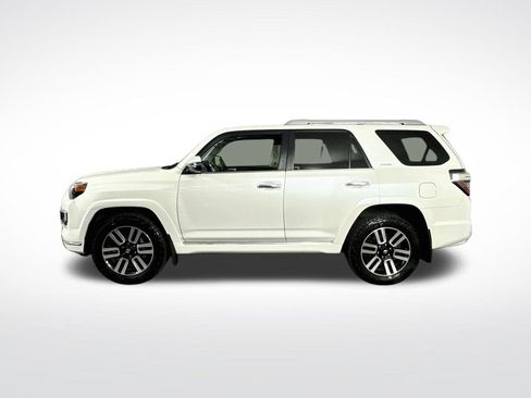 Used 2018 Toyota 4Runner Limited AWD/4WD image 5