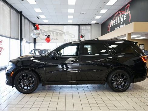 Used 2023 Dodge Durango R/T w/ Hemi Orange Plus Package image 4