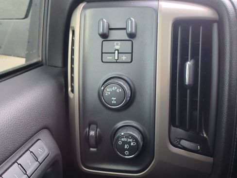 Used 2017 GMC Sierra 1500 Denali w/ Denali Ultimate Package image 19