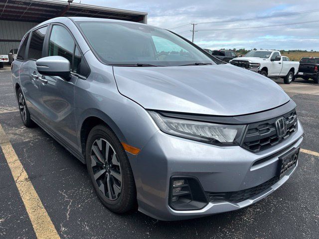 Used 2025 Honda Odyssey EX-L image 2