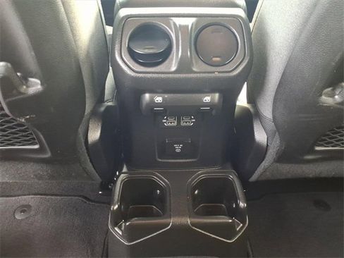 Certified 2024 Jeep Wrangler Unlimited Rubicon image 22