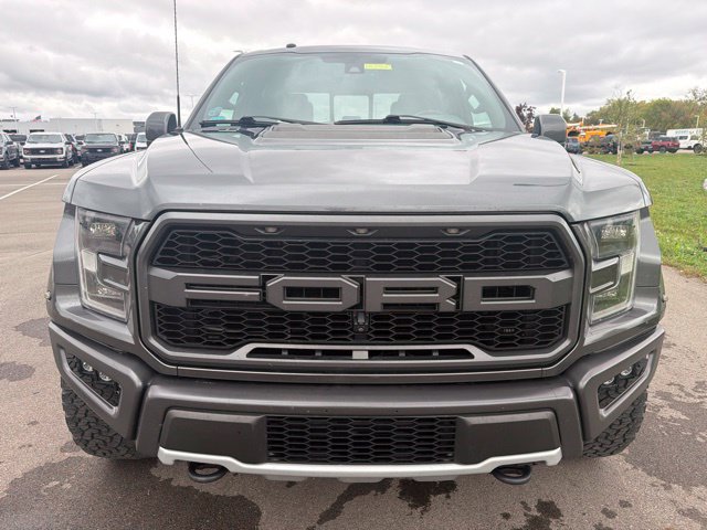 Used 2018 Ford F150 Raptor w/ Equipment Group 802A Luxury AWD/4WD image 3