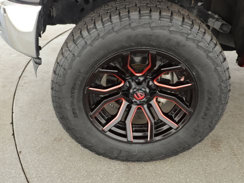 Used 2017 Ford F150 Lariat image 6