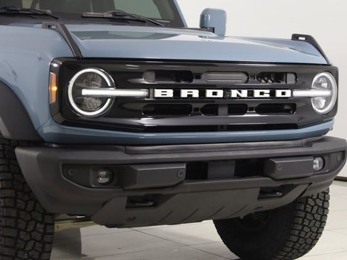 Used 2022 Ford Bronco Outer Banks w/ Sasquatch Package image 41
