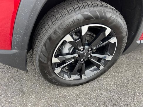 Used 2026 Chevrolet Traverse LT AWD/4WD image 10