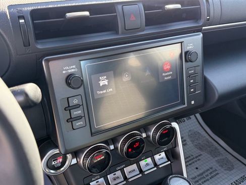 Used 2025 Toyota GR86 w/ ALL Weather Mat Package (TMS) RWD image 26