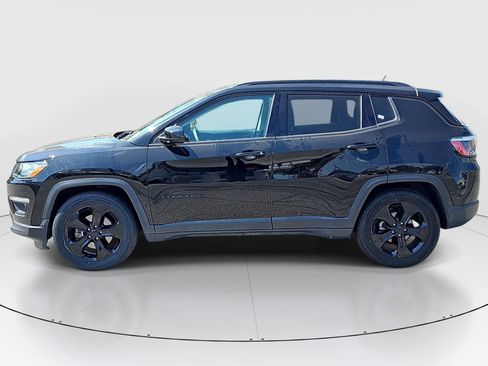 Used 2021 Jeep Compass Latitude w/ Sun and Sound Group FWD image 8