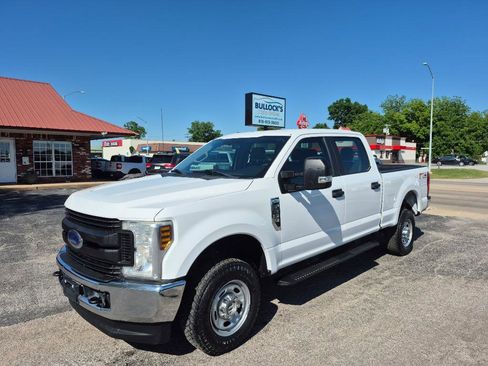 Used 2019 Ford F250 XL w/ Power Equipment Group AWD/4WD image 1