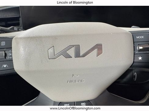Used 2024 Kia EV9 Land AWD/4WD image 51
