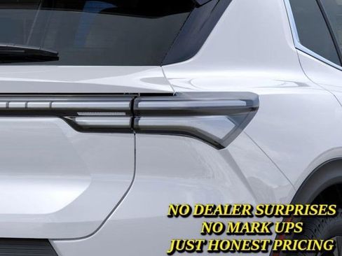 New 2026 Chevrolet Equinox EV LT w/ Convenience Package II image 11