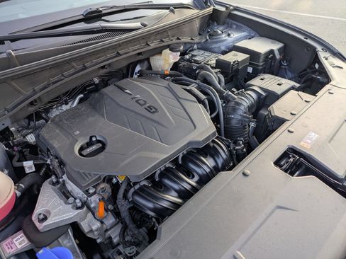 Used 2025 Hyundai Tucson SEL FWD image 42