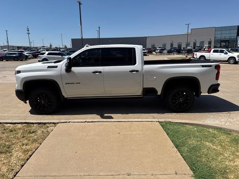 Used 2026 Chevrolet Silverado 2500 LTZ w/ Trail Boss Package AWD/4WD image 4
