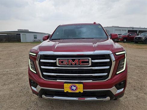 Used 2026 GMC Yukon Elevation RWD image 8