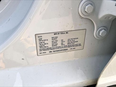 Used 2023 Tesla Model Y Long Range AWD/4WD image 34