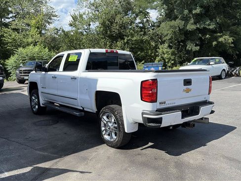 Used 2018 Chevrolet Silverado 2500 LTZ w/ Duramax Plus Package AWD/4WD image 8