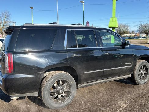 Used 2015 GMC Yukon Denali w/ Premium Package AWD/4WD image 3