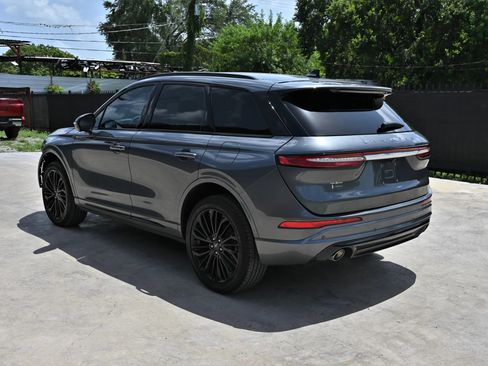 Used 2023 Lincoln Corsair Reserve w/ Equipment Group 201A FWD image 3