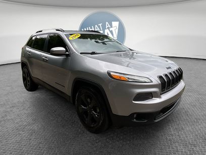 Used 2016 Jeep Cherokee Latitude w/ Cold Weather Group