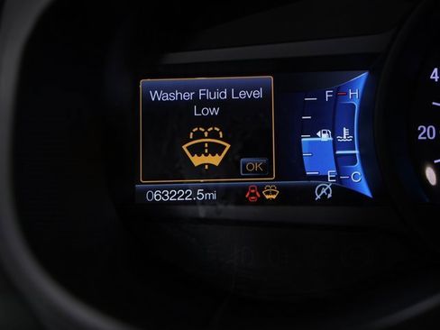 Used 2024 Ford Edge Titanium image 22