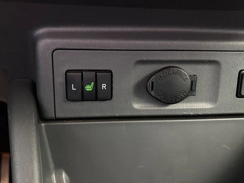 Used 2014 Toyota Prius V Five FWD image 30