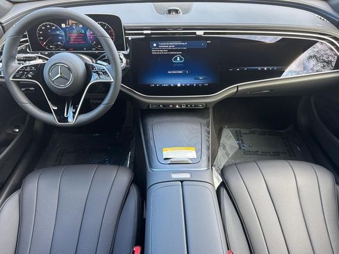 Used 2026 Mercedes-Benz E 350 Sedan image 4