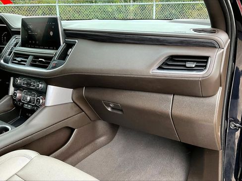 Used 2022 GMC Yukon XL SLT image 19