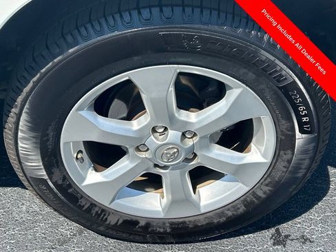 Used 2010 Toyota RAV4 Limited FWD image 26