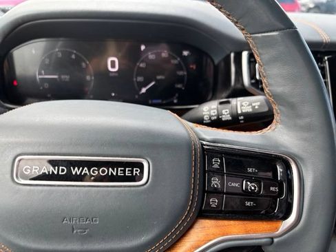 Certified 2022 Jeep Grand Wagoneer Series II AWD/4WD image 29