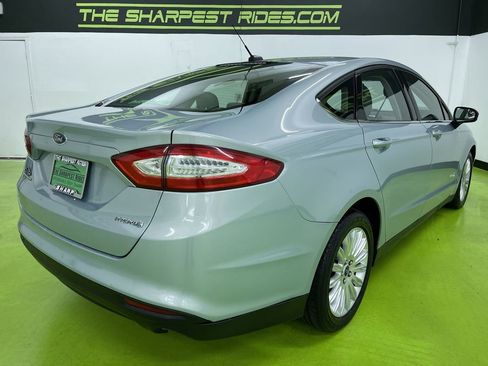 Used 2014 Ford Fusion S image 10