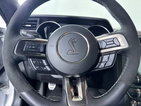 Certified 2020 Ford Mustang Shelby GT350 w/ Technology Package image 31