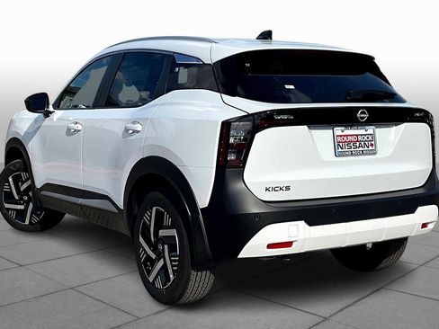 New 2026 Nissan Kicks SV image 7