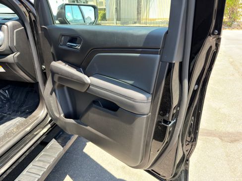Used 2026 Chevrolet Colorado LT RWD image 12