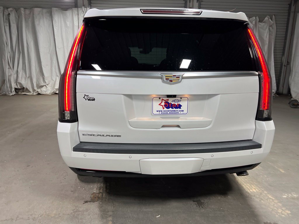 Used 2019 Cadillac Escalade Platinum AWD/4WD image 6