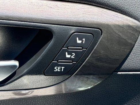 New 2026 Toyota Highlander Limited AWD/4WD image 20